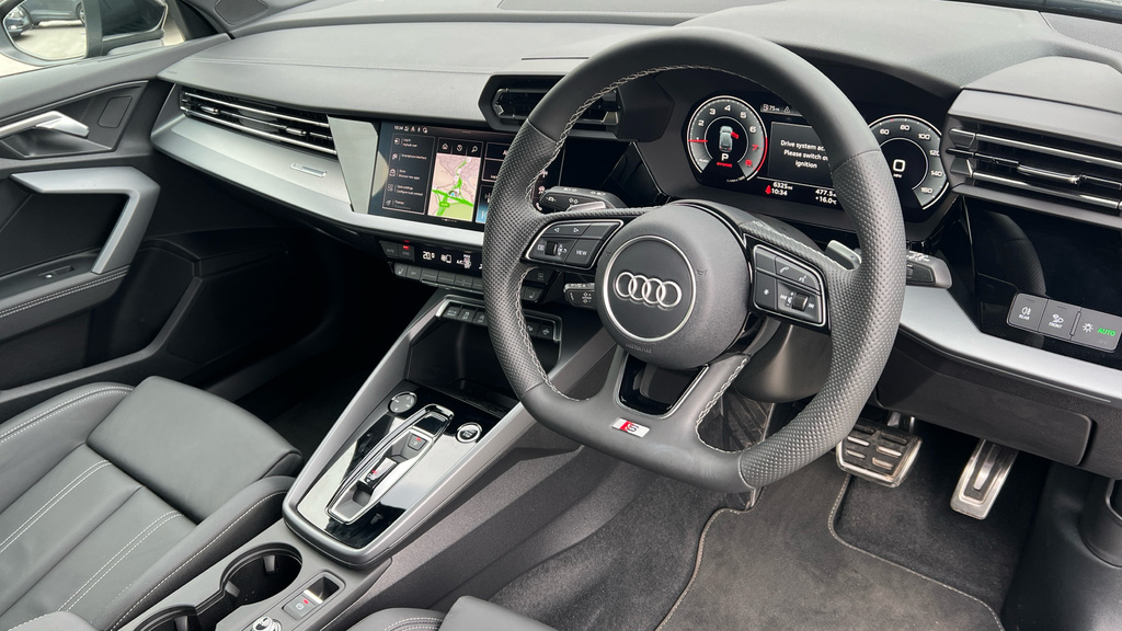 Audi A3 A3 35 Tfsi S Line S Tronic KT25PZV Black #6