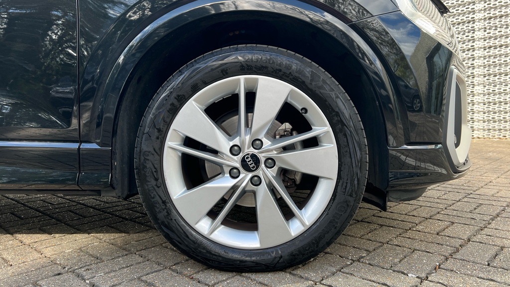 Audi Q2 Q2 35 Tfsi S Line S Tronic EX23CWP Black #5