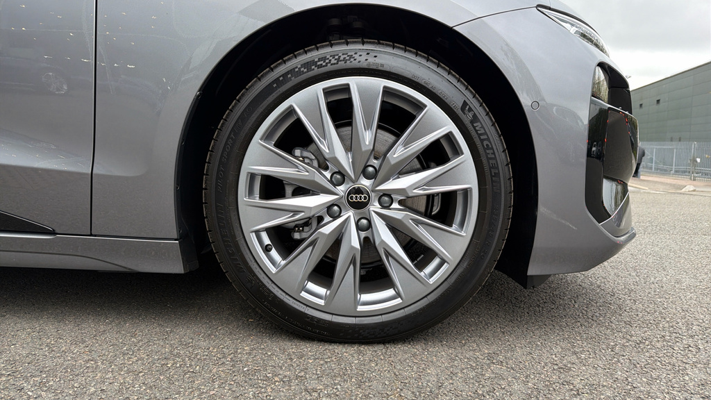 Audi A6 Avant Audi A6 Avant Sport E-tron 210,00 Kw GF26JVE Grey #5