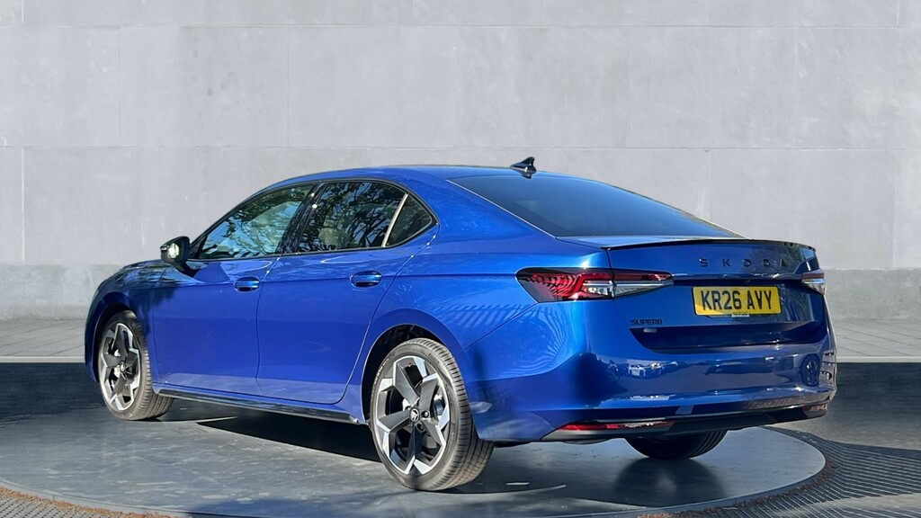 Skoda Superb Skoda Superb Hatchback 2.0 Tsi 204 Sportline D Blue #3