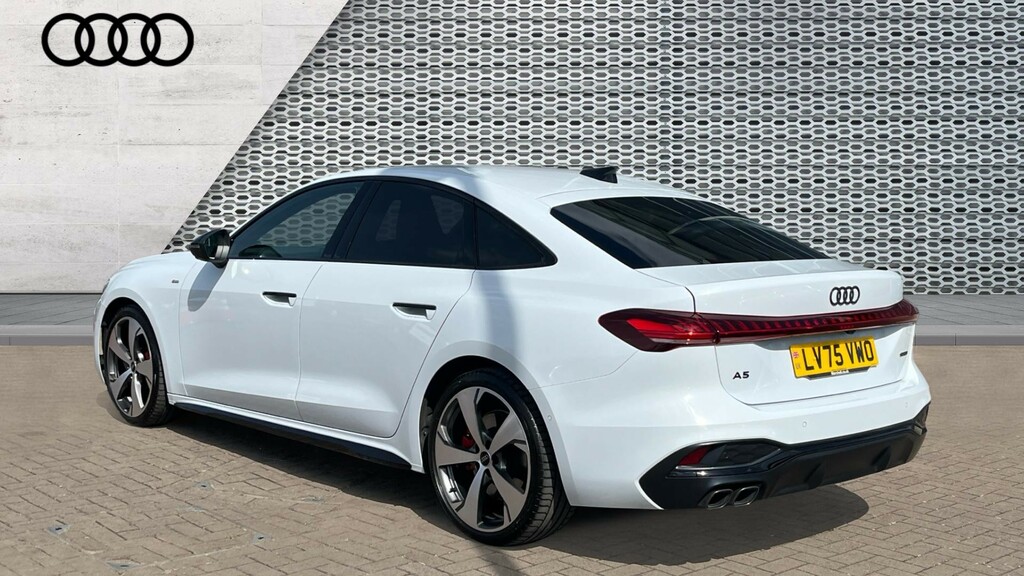 Audi A5 A5 2.0 Tdi Quattro 204 Edition 1 S Tronic LV75VWO White #3