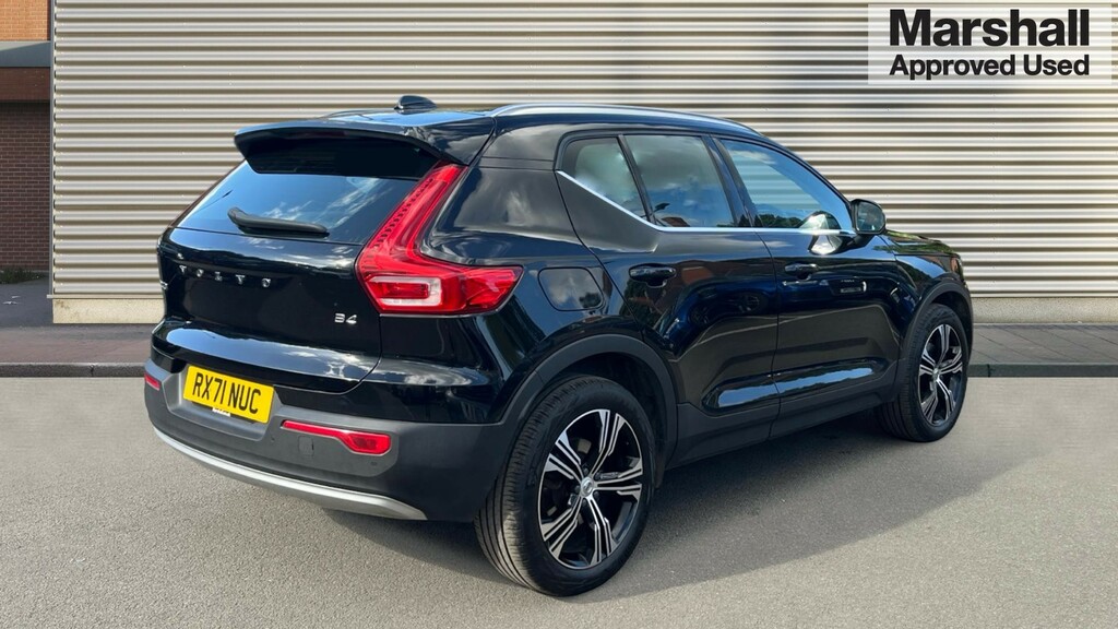 Volvo XC40 Xc40 2.0 B4p Inscription Pro 7 Speed RX71NUC Black #3