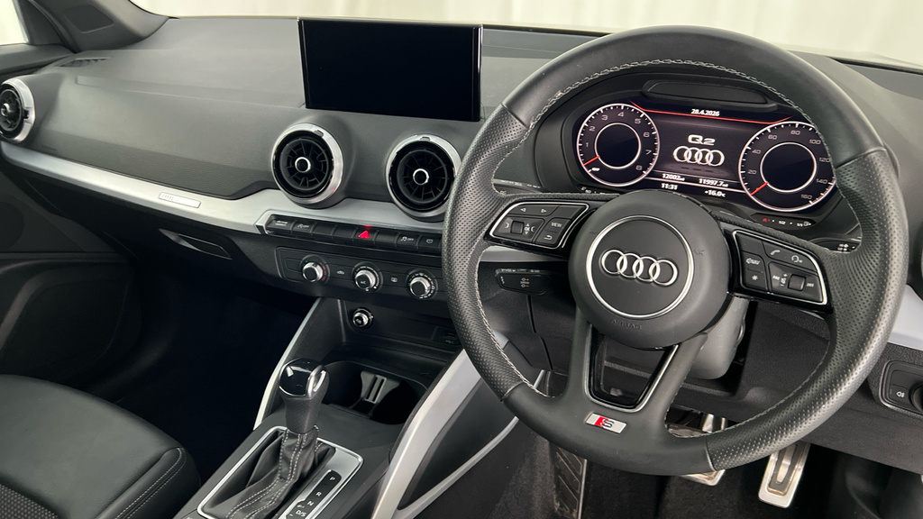 Audi Q2 Q2 35 Tfsi S Line S Tronic ML24JBO Blue #6