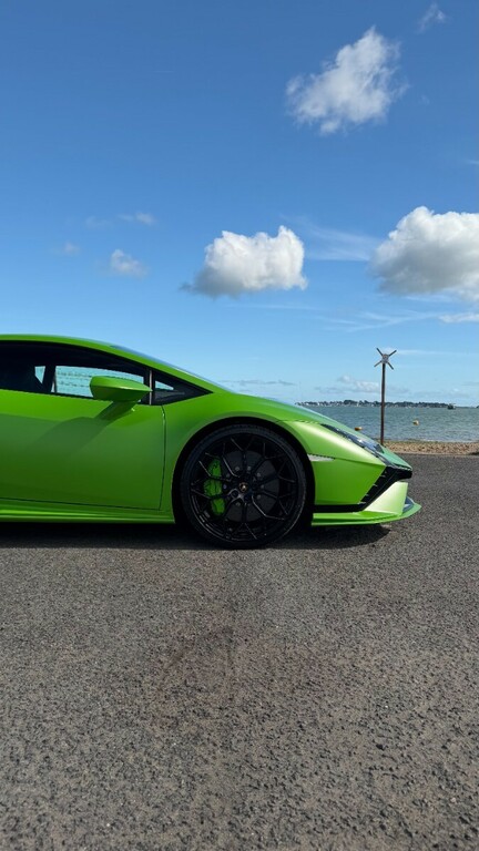 Lamborghini Huracan Evo Spyder  #68