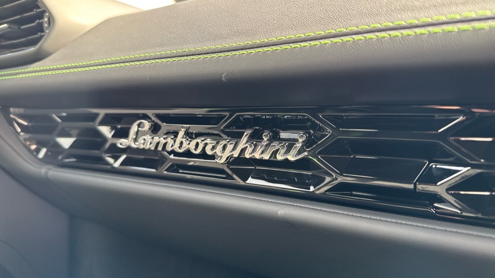 Lamborghini Huracan Evo Spyder  #36