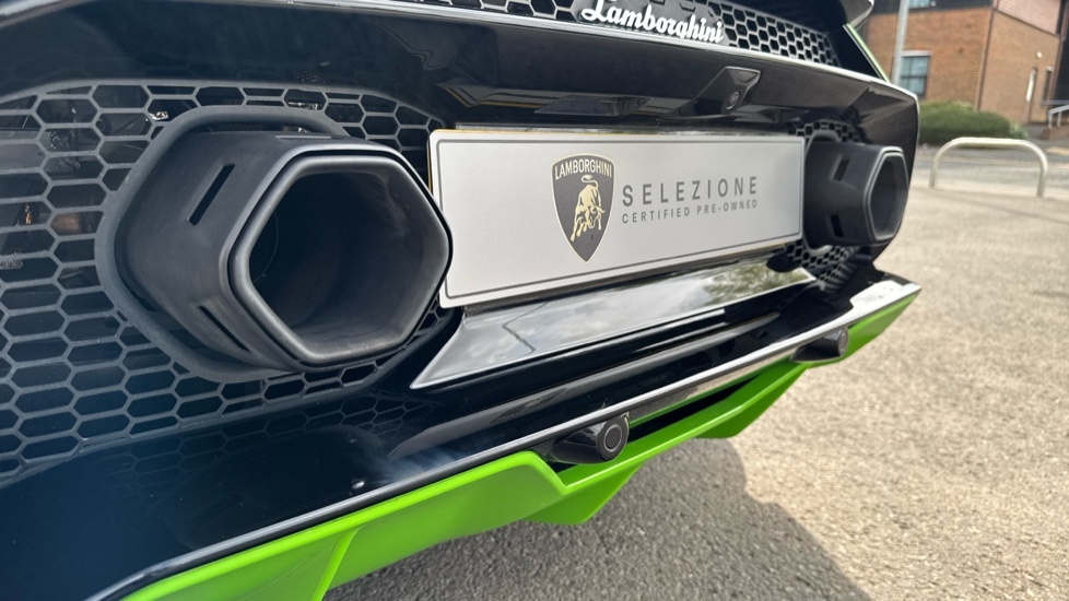 Lamborghini Huracan Evo Spyder  #48
