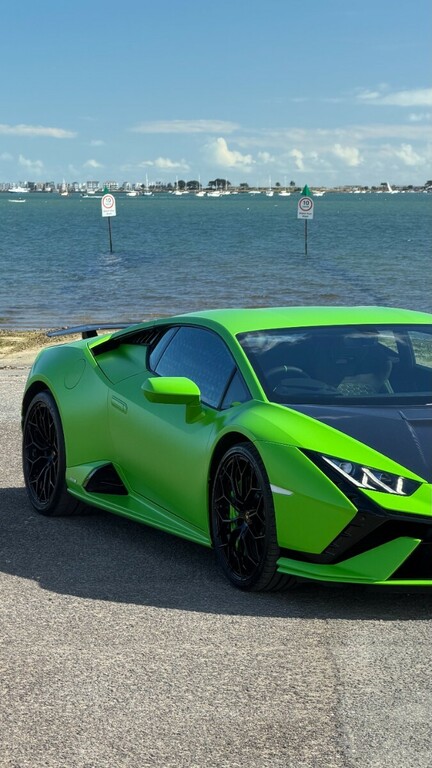Lamborghini Huracan Evo Spyder  #84