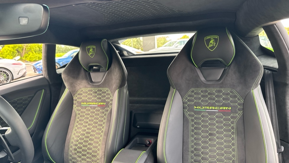 Lamborghini Huracan Evo Spyder  #22