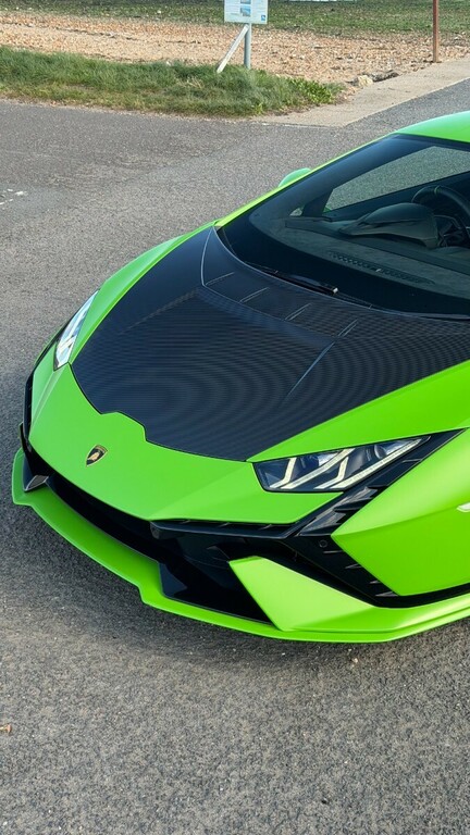 Lamborghini Huracan Evo Spyder  #73