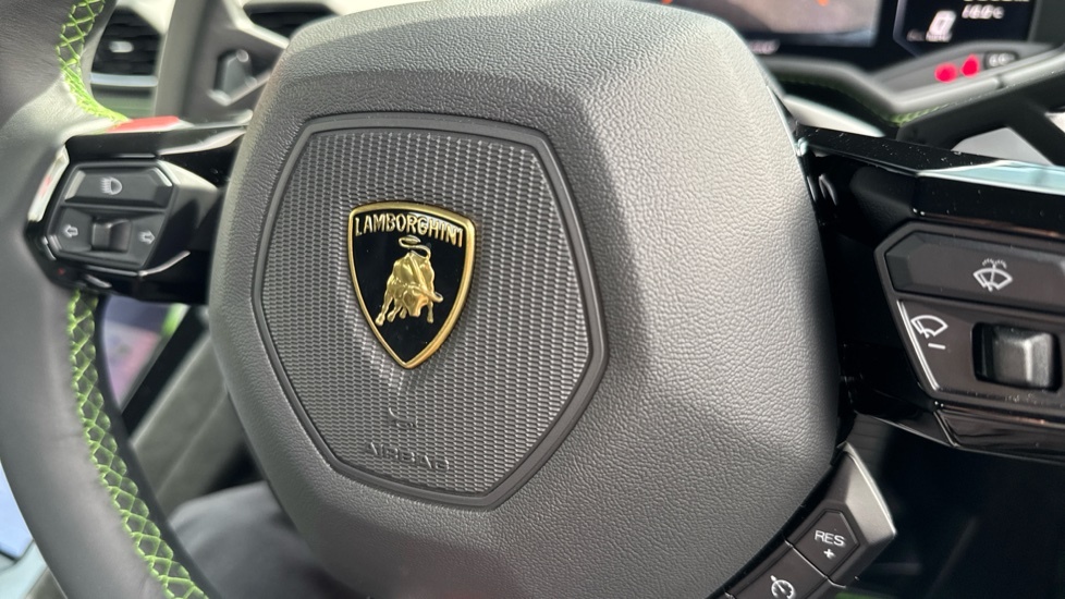 Lamborghini Huracan Evo Spyder  #42