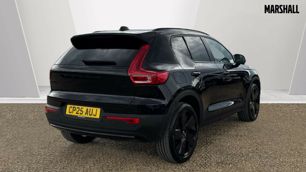 Volvo XC40 Xc40 2.0 B4p Plus Black Edition CP25AUJ Black #2