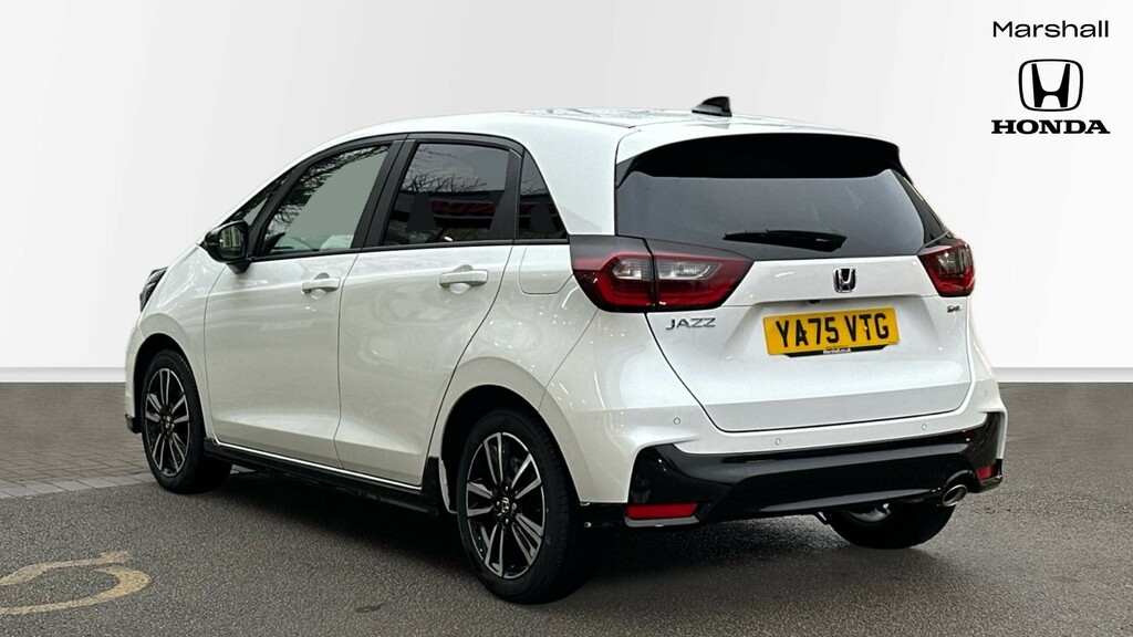 Honda Jazz Jazz 1.5 I-mmd Hybrid Advance Sport Ecvt Hatch YA75VTG White #3