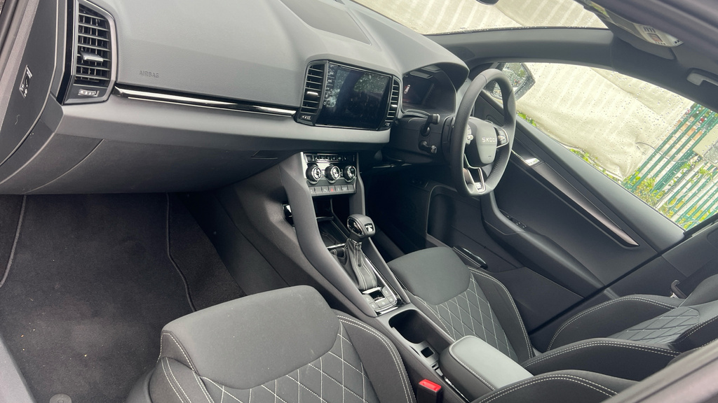 Skoda Karoq Skoda Karoq Estate 2.0 Tsi Sportline Edition 4X4 5 Black #2