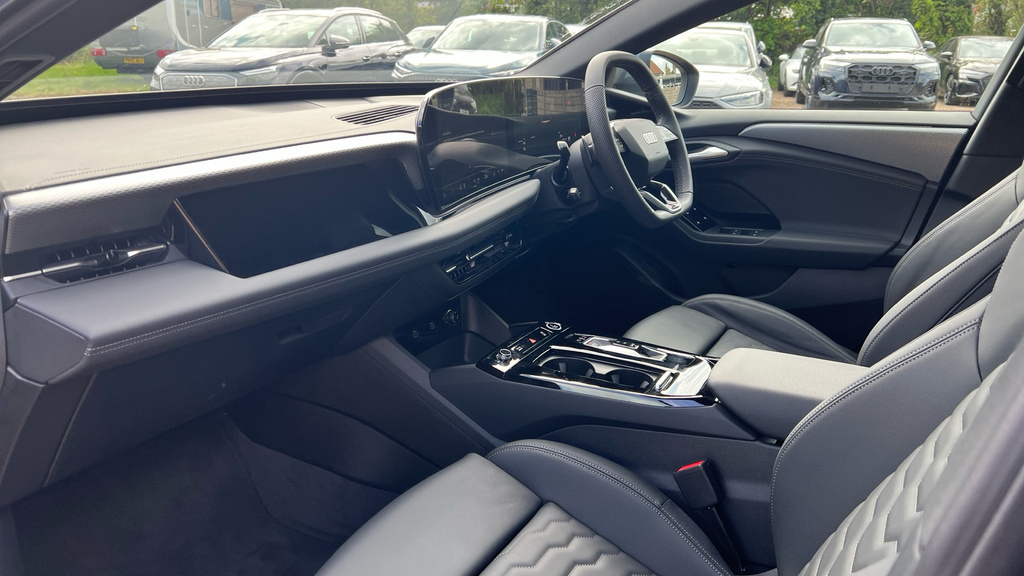 Audi A6 E-tron Sportback Audi A6 E-tron Sportback 210Kw 83Kwh S Line Au LV26UFP Grey #2