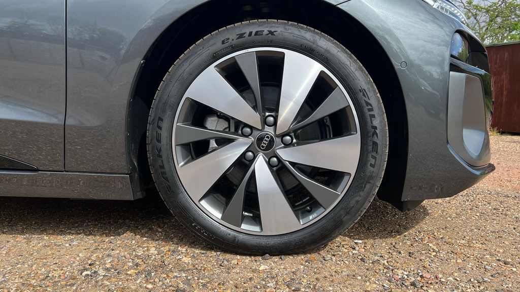 Audi A6 E-tron Sportback Audi A6 E-tron Sportback 210Kw 83Kwh S Line Au LV26UFP Grey #5