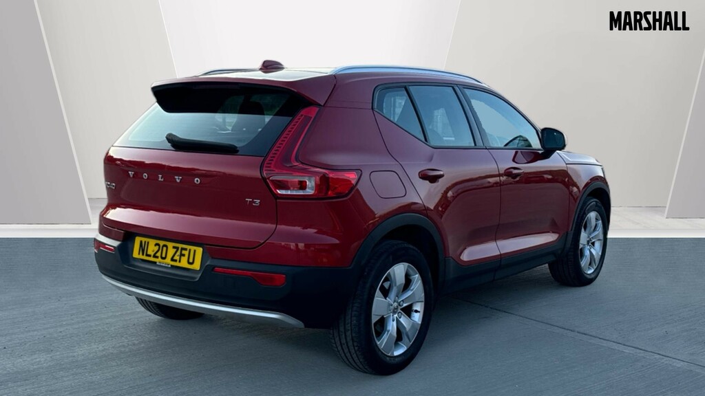 Volvo XC40 Xc40 1.5 T3 163 Momentum Pro Geartronic NL20ZFU Red #2