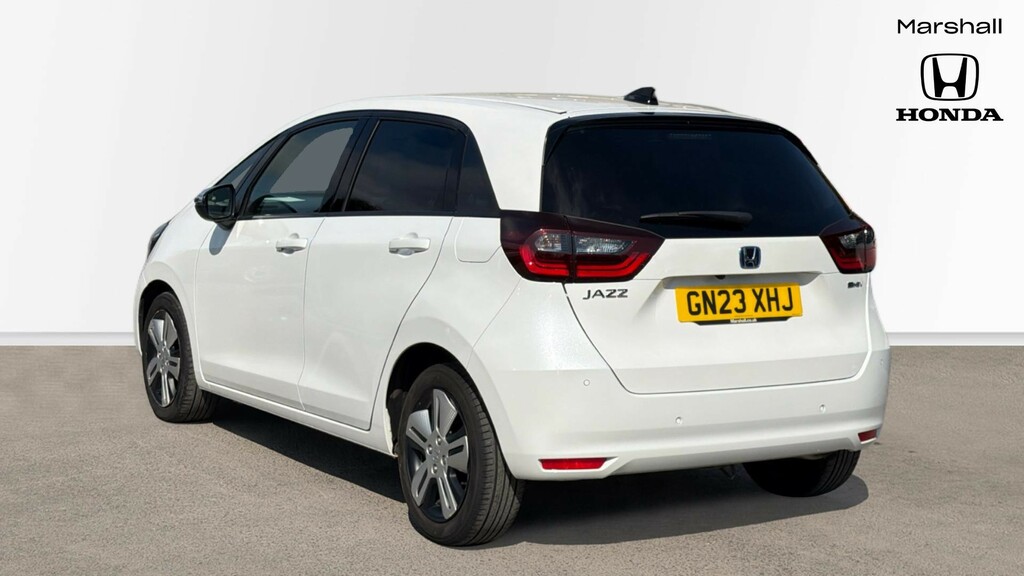 Honda Jazz Jazz 1.5 I-mmd Hybrid Ex Ecvt GN23XHJ White #3