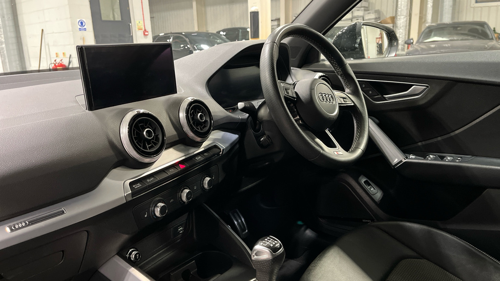 Audi Q2 Q2 35 Tfsi S Line LV23KAK Black #2