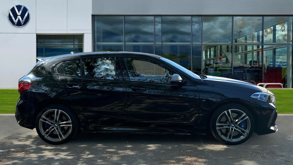 BMW 1 Series 1 Series M135i Xdrive Step RJ23CHD Black #4