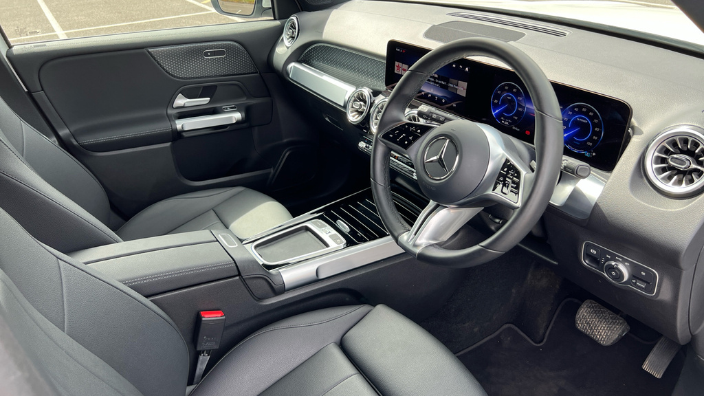 Mercedes-Benz EQB Eqb 250 140Kw Sport Executive 70.5Kwh KM74FEO White #3