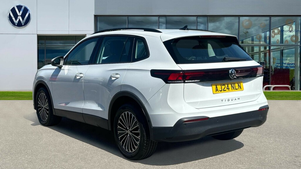 Volkswagen Tiguan Tiguan 2.0 Tdi Life Dsg AJ24NLN White #3