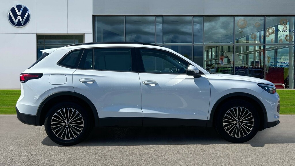 Volkswagen Tiguan Tiguan 2.0 Tdi Life Dsg AJ24NLN White #4
