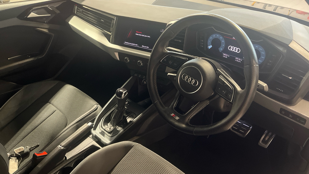 Audi A1 A1 30 Tfsi 110 S Line S Tronic LX22TVZ Black #6