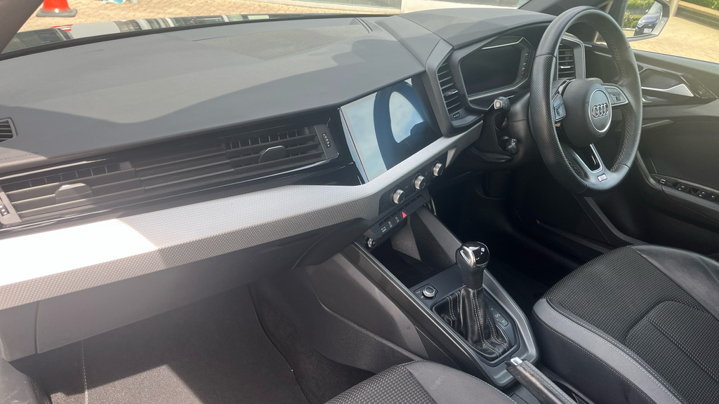 Audi A1 A1 30 Tfsi 110 S Line S Tronic LX22TVZ Black #2
