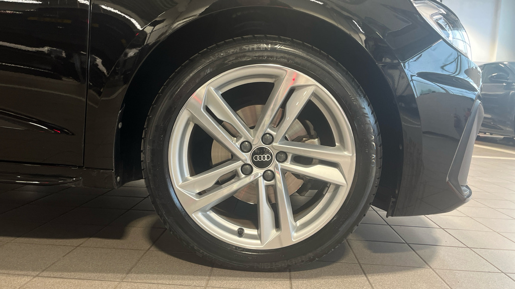 Audi A1 A1 30 Tfsi 110 S Line S Tronic LX22TVZ Black #5