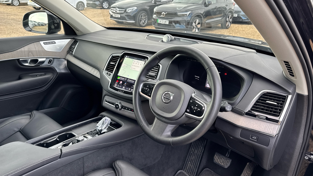 Volvo XC90 Xc90 2.0 B5p 250 Ultra Dark Awd Geartronic RF74VLW Black #4