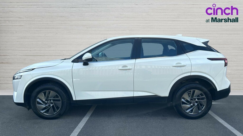 Nissan Qashqai Qashqai 1.3 Dig-t Mh 158 Acenta Premium Xtroni DL73ODF White #6