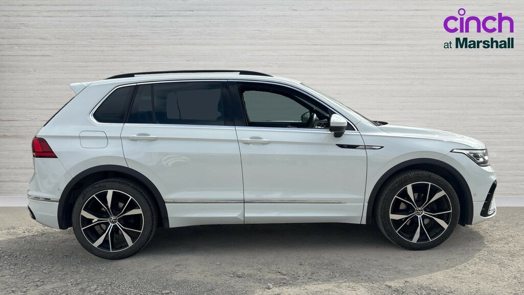 Volkswagen Tiguan Tiguan 1.5 Tsi 150 R-line Dsg VA21MPF White #2