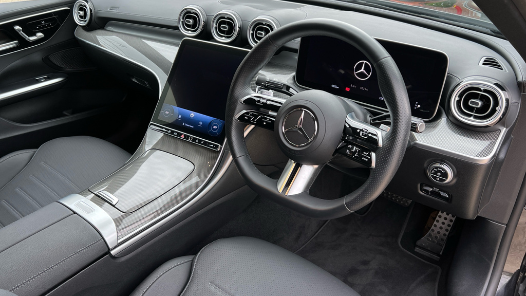 Mercedes-Benz C Class C Class C300e Amg Line Premium 9G-tronic KM74OTW Black #3