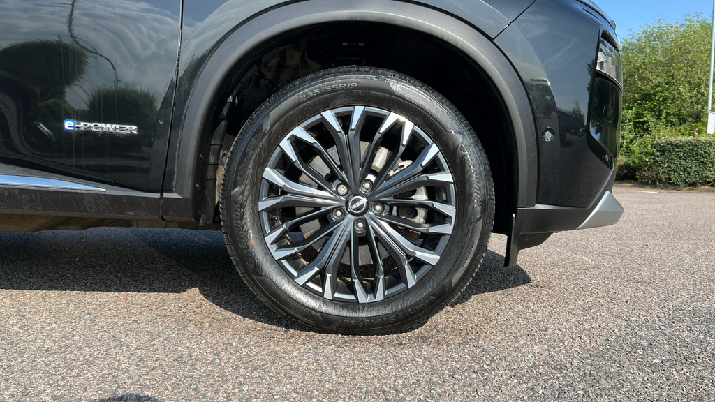Nissan X-Trail X-trail 1.5 E-power 204 Tekna Xtronic FY75VVD Black #4