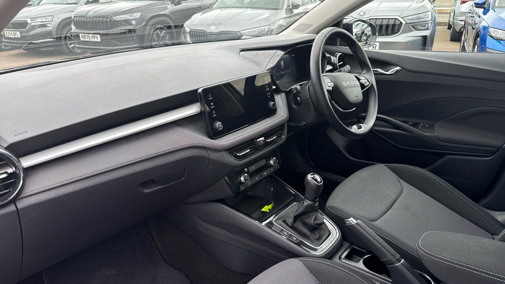 Skoda Fabia Fabia 1.0 Tsi Se Edition GL25PGX Black #2