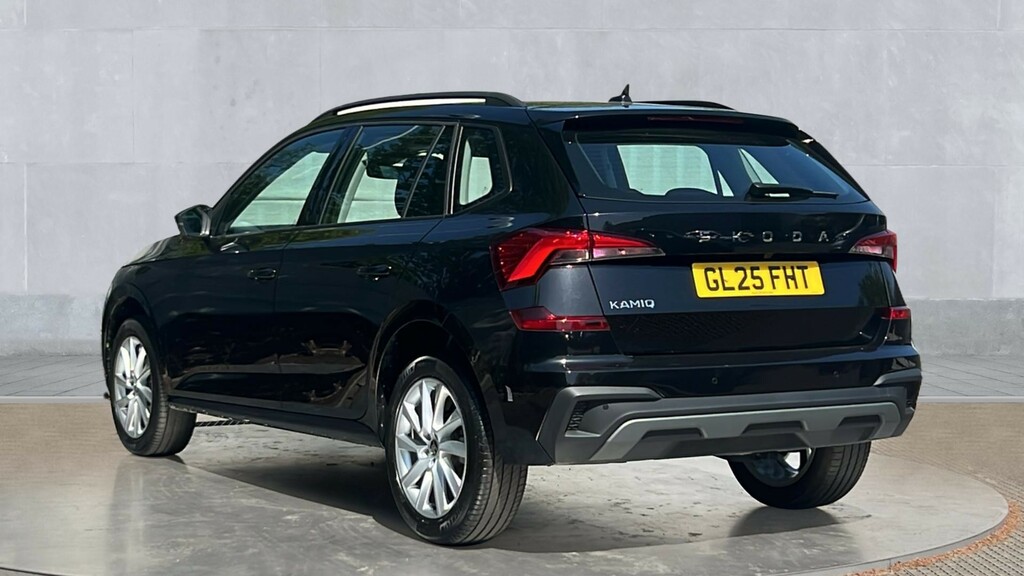 Skoda Kamiq Kamiq 1.0 Tsi 95 Se Edition GL25FHT Black #3