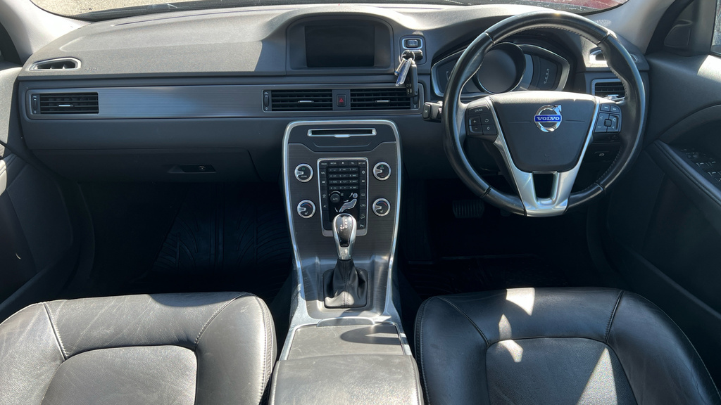 Volvo XC70 Xc70 D5 215 Se Lux Awd Geartronic Black #5