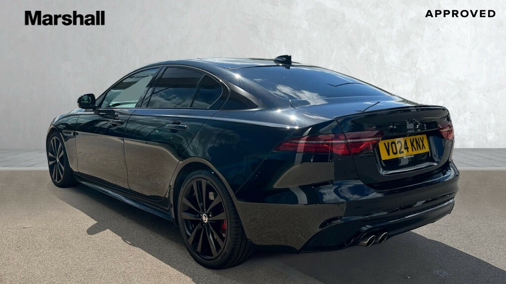 Jaguar XE Xe 2.0 D200 R-dynamic Se Black Black #2