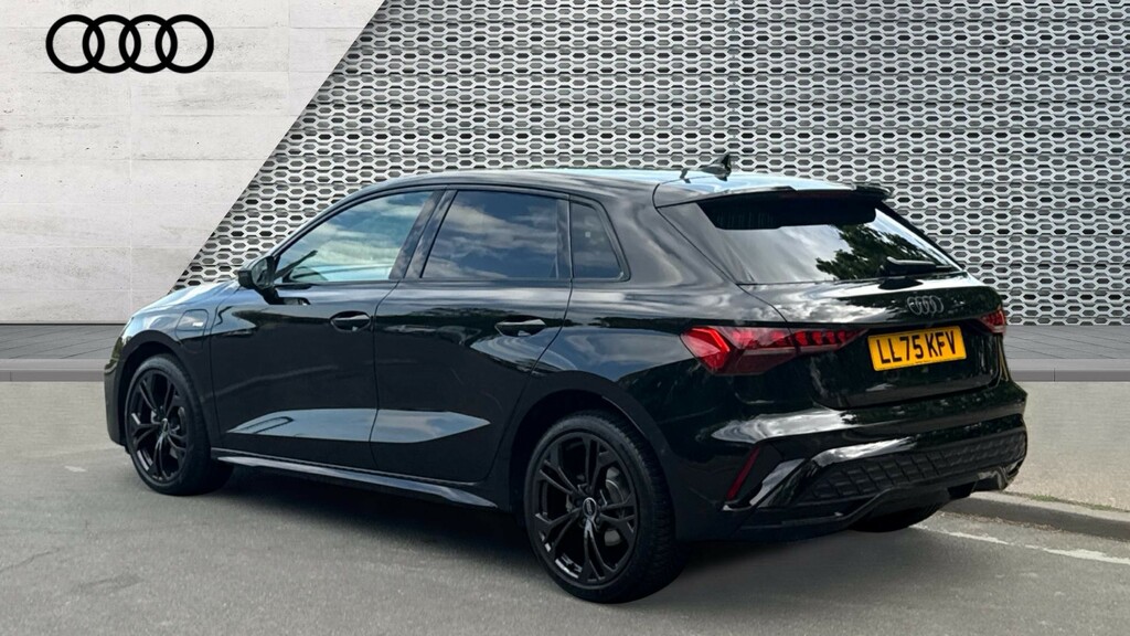 Audi A3 A3 1.5 Tfsi E 204 Black Edition S Tronic LL75KFV Black #3