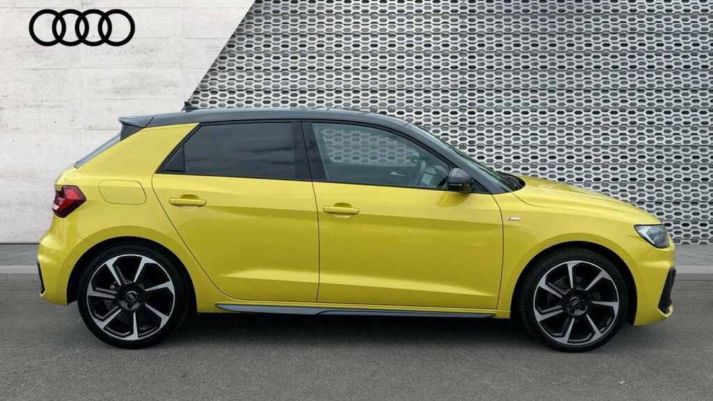 Audi A1 A1 35 Tfsi S Line Contrast Edition S Tronic RA19MFJ Yellow #4