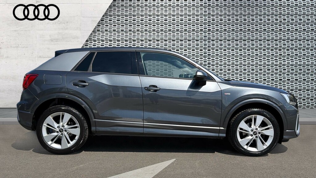 Audi Q2 Q2 35 Tfsi S Line EJ73GHD Grey #4