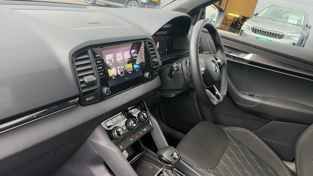 Skoda Karoq Karoq 1.5 Tsi Sportline Dsg EU74PRX Grey #2