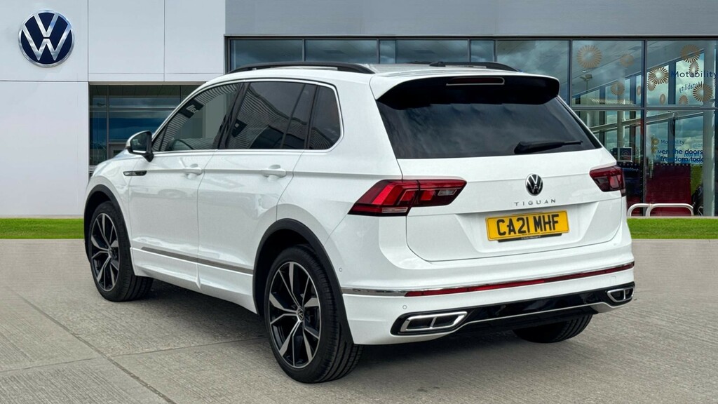Volkswagen Tiguan Tiguan 1.5 Tsi 150 R-line Dsg White #3