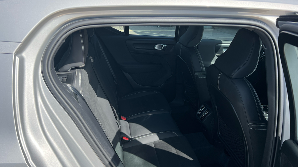 Volvo XC40 Xc40 2.0 B3p Plus Dark WF25VVJ Silver #6