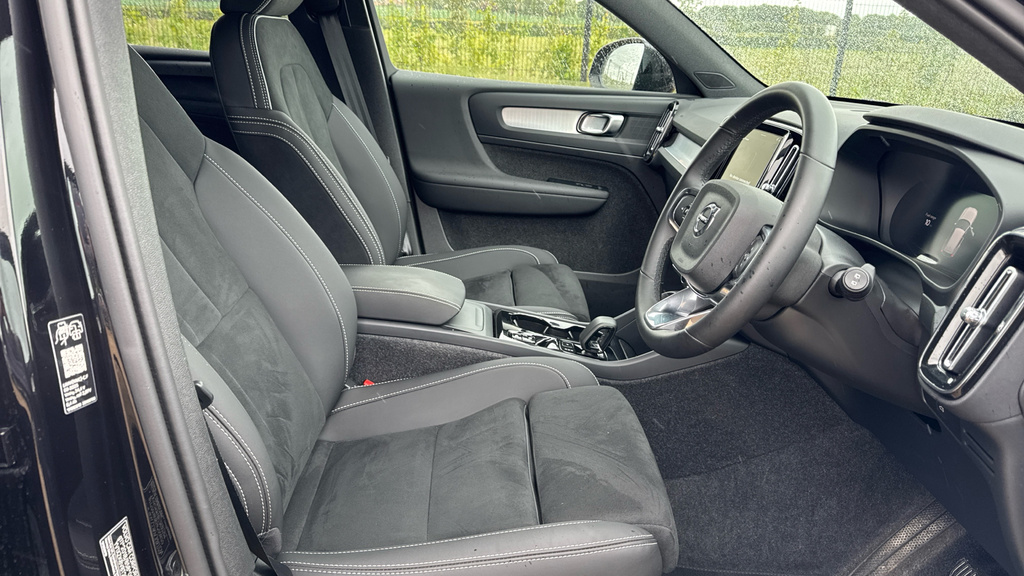 Volvo XC40 Xc40 2.0 B4p Plus Black Edition WF75CCY Black #6
