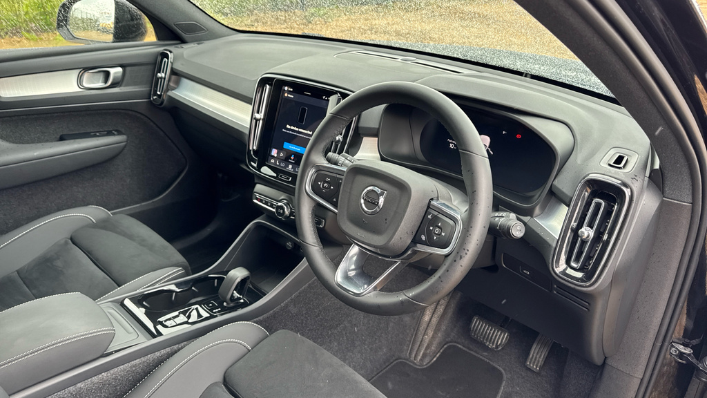 Volvo XC40 Xc40 2.0 B4p Plus Black Edition WF75CCY Black #4