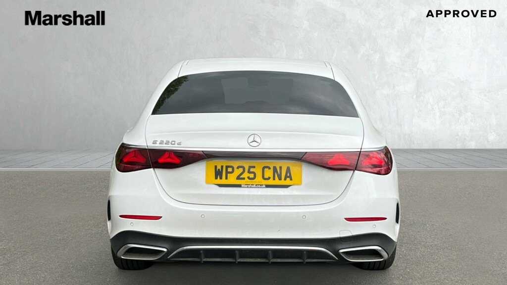 Mercedes-Benz E Class E Class E220d Amg Line 9G-tronic WP25CNA White #6