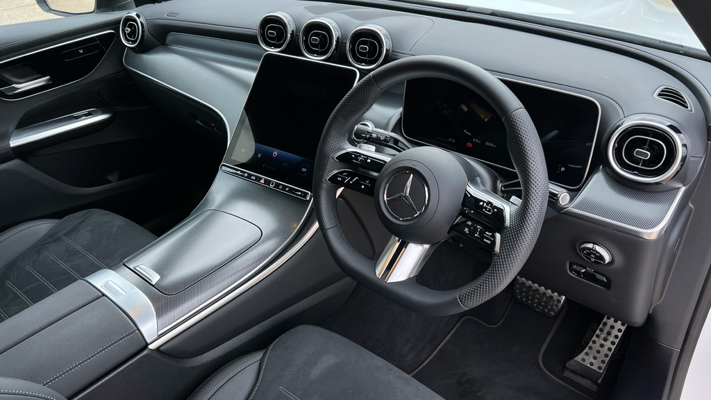 Mercedes-Benz GLC Class Glc 300E 4Matic Urban Edition 9G-tronic HY75YZU White #3