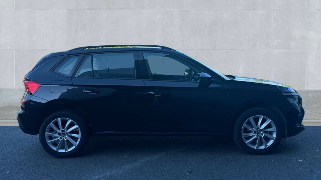 Skoda Kamiq Kamiq 1.0 Tsi Se Edition GJ75EYV Black #4