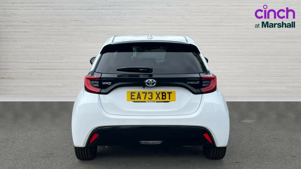 Toyota Yaris Yaris 1.5 Hybrid Excel Cvt EA73XBT White #4
